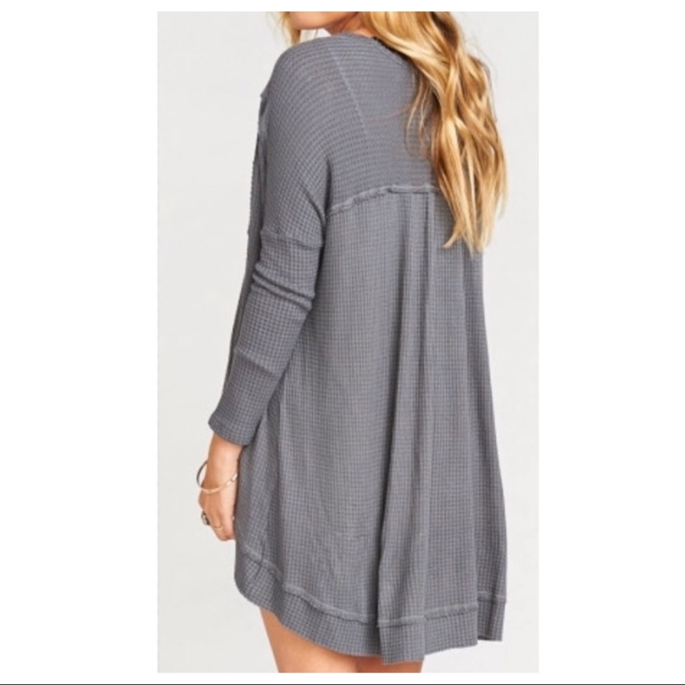 SOLD-Show Me Your Mumu High-Low Henley Gray Waffled Knit Oversized Thermal Top - Picture 4 of 11